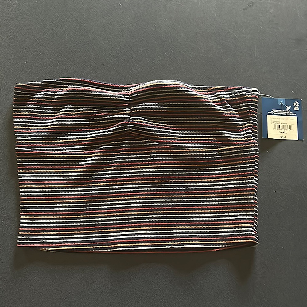 This is a tube top. It’s a peacoat stripe, size small, from Arizona Jean Co.